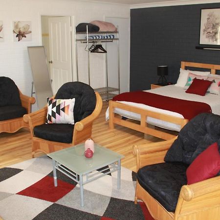Salamander Beach Accommodation - Adults Only Salamander Bay Exterior foto